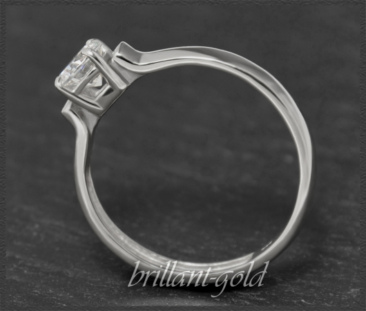 Gold Brillant Ring 0,52ct, Lupenrein, River D