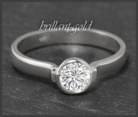 Diamant Ring aus 585 Gold; Brillant 0,56ct, Si3