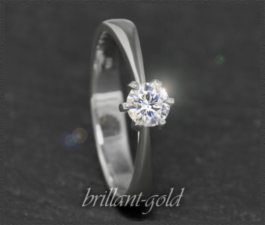 Lupenreiner 0,38ct Brillant Ring 585 Gold