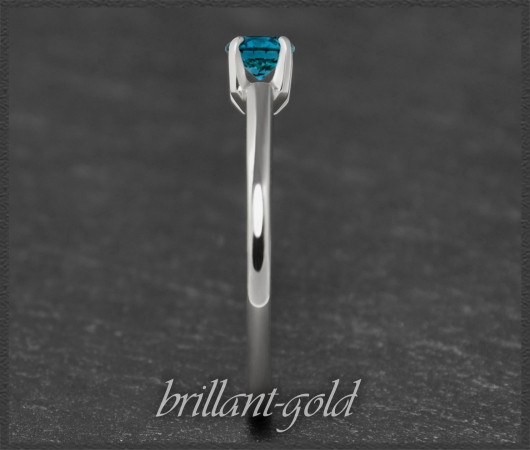 Brillant 585 Weißgold Ring 0,33ct, blau, Si